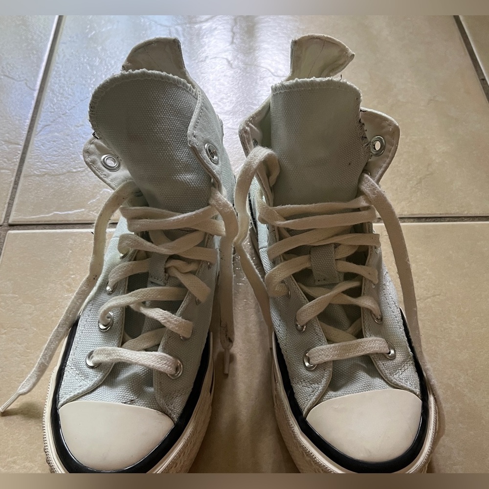 CONVERSE WOMEN'S 5 LIGHT BLUE CHUCK TAYLOR ALL STAR LIFT PLATFORM CANVAS SHOES - Picture 2 of 14